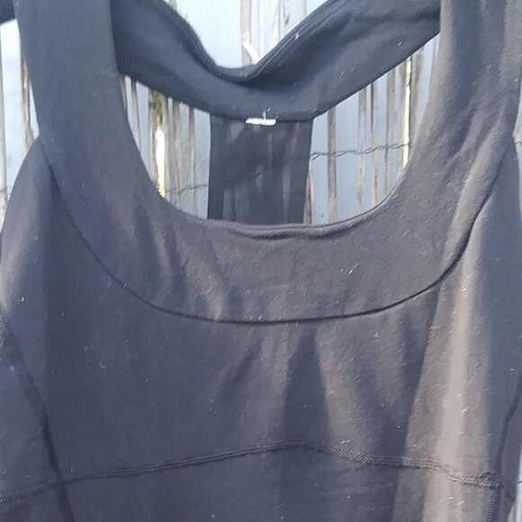 LuLuLemon Black Halter Tank Top Women's - No Tags - See Measurements - Picture 3 of 11